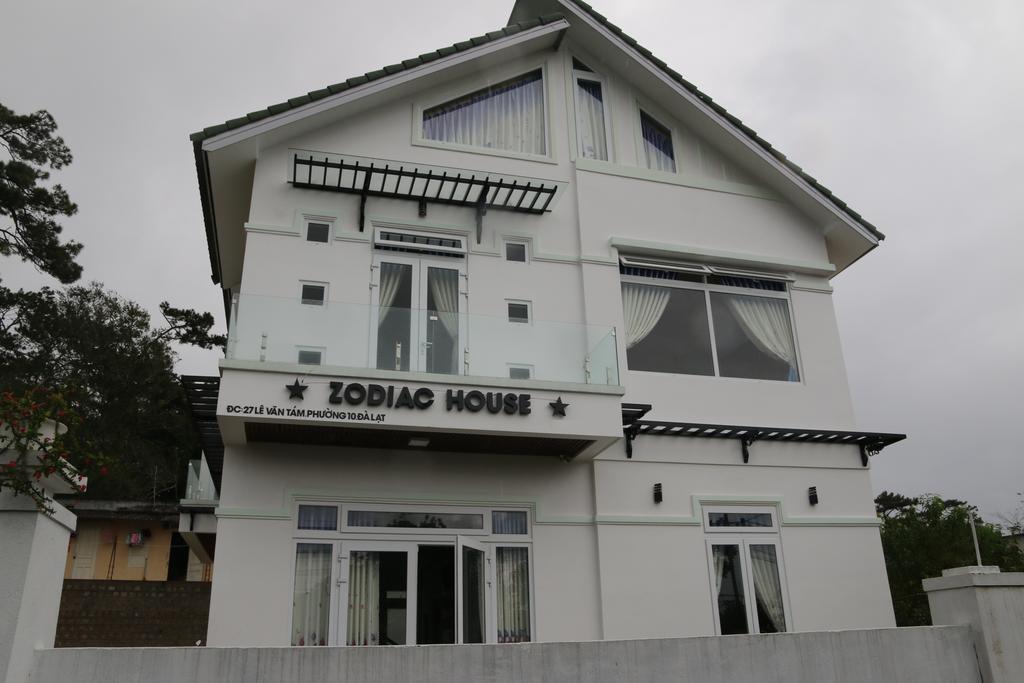 Zodiac House Hotel Da Lat Exterior photo